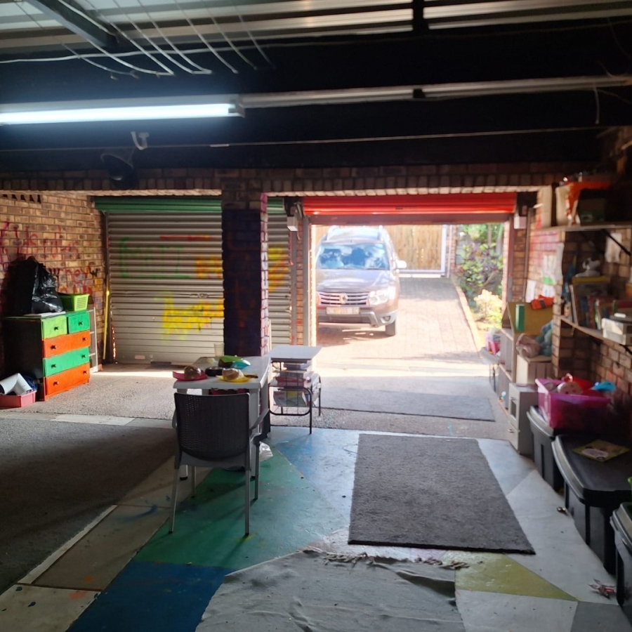 5 Bedroom Property for Sale in Gonubie Eastern Cape